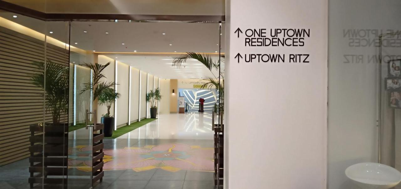 One Uptown Opposite Of Grandhyatt Hotel Manila Taguig City Εξωτερικό φωτογραφία