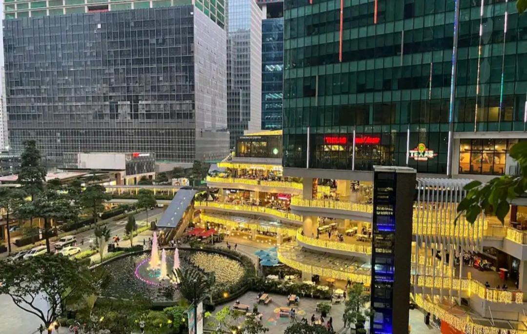 One Uptown Opposite Of Grandhyatt Hotel Manila Taguig City Δωμάτιο φωτογραφία